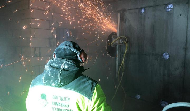 Резка оконных и дверных проёмов в монолите Резка оконных и дверных проёмов в монолите